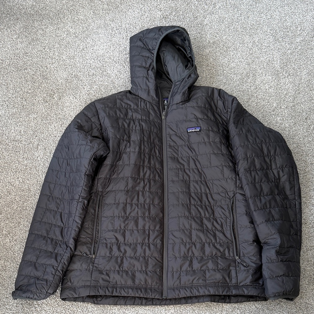Patagonia Men's Nano Puff Hoody in Forge Grey